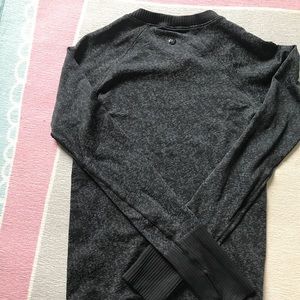 Lululemon long sleeve top